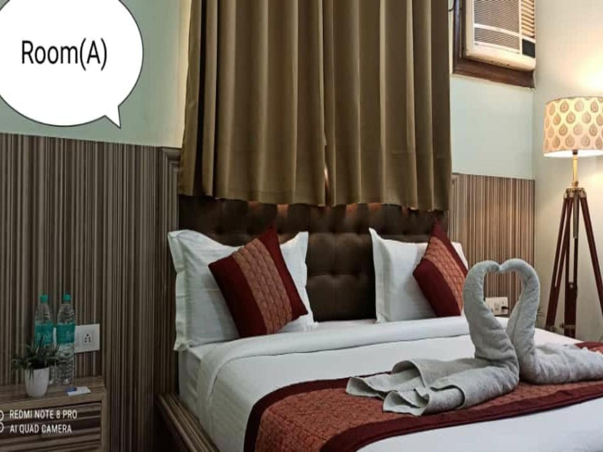 Oyo 74401 Aster Garden Suites 德里 外观 照片