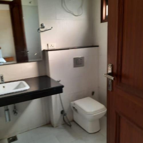 Oyo 74401 Aster Garden Suites 德里 外观 照片